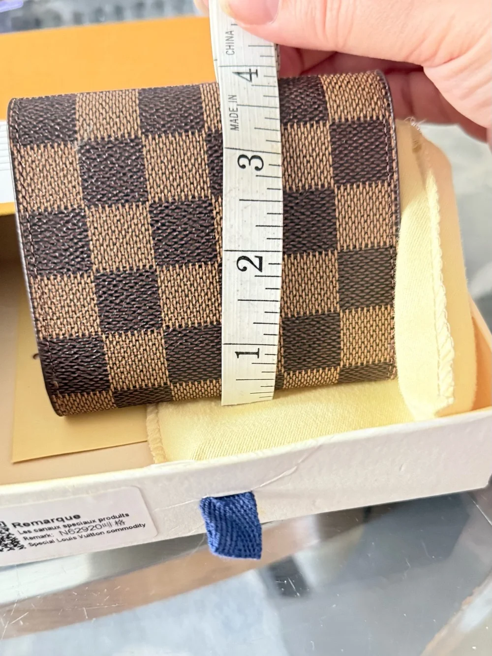 Damier Bifold Card Holder in Brown BNIB